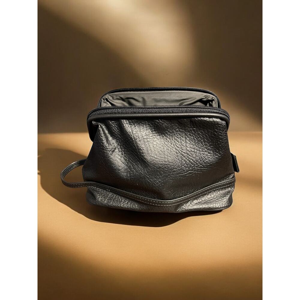 Aramis Custom Designed Men's Black Travel Bag Zipper New with Tags